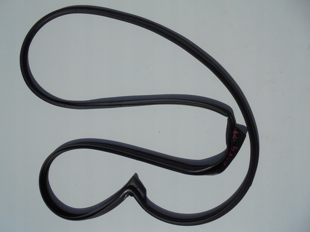 фото №5, Rav4 iv прокладка дверь правый перед 4k071920nrc