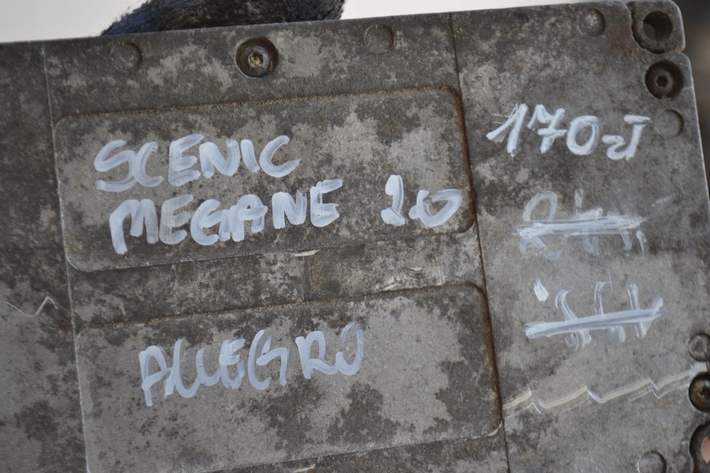 фото №3, Блок управления бортовой компьютер двигателя renault scenic renault megane