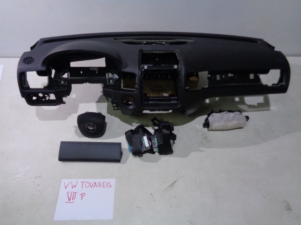 фото №1, Volkswagen touareg 7p vii vw панель приладів подушка безпеки ремені