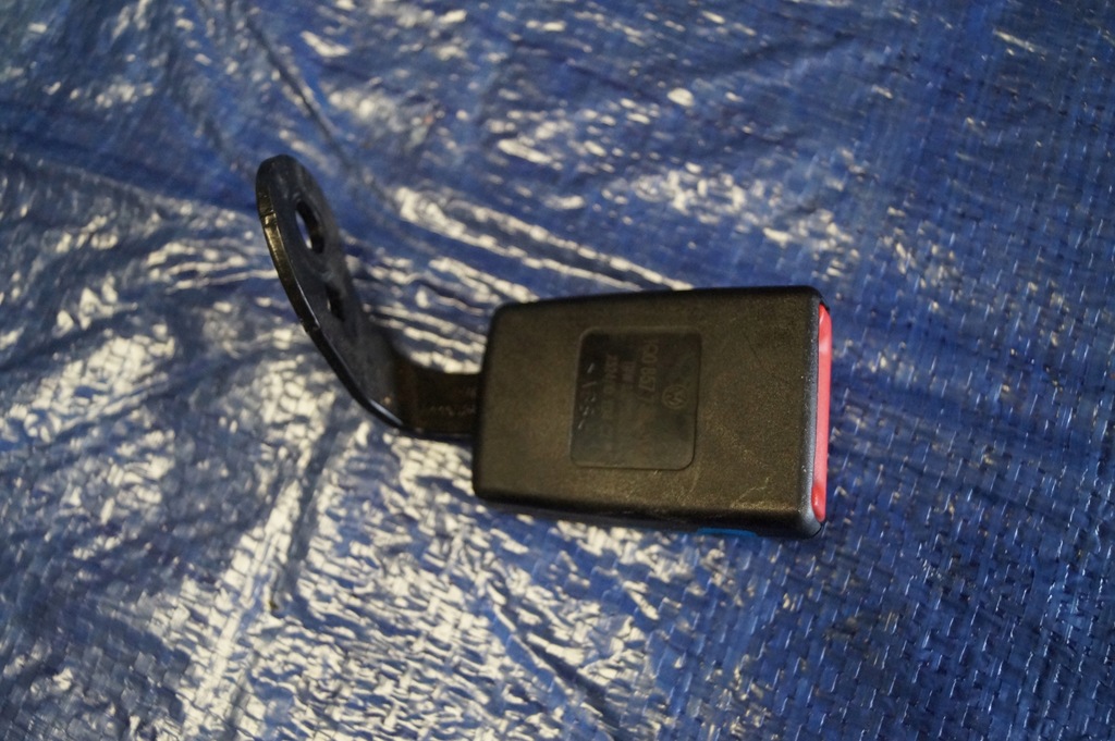 фото №1, Vw eos 10r клипса pas правая задняя задняя