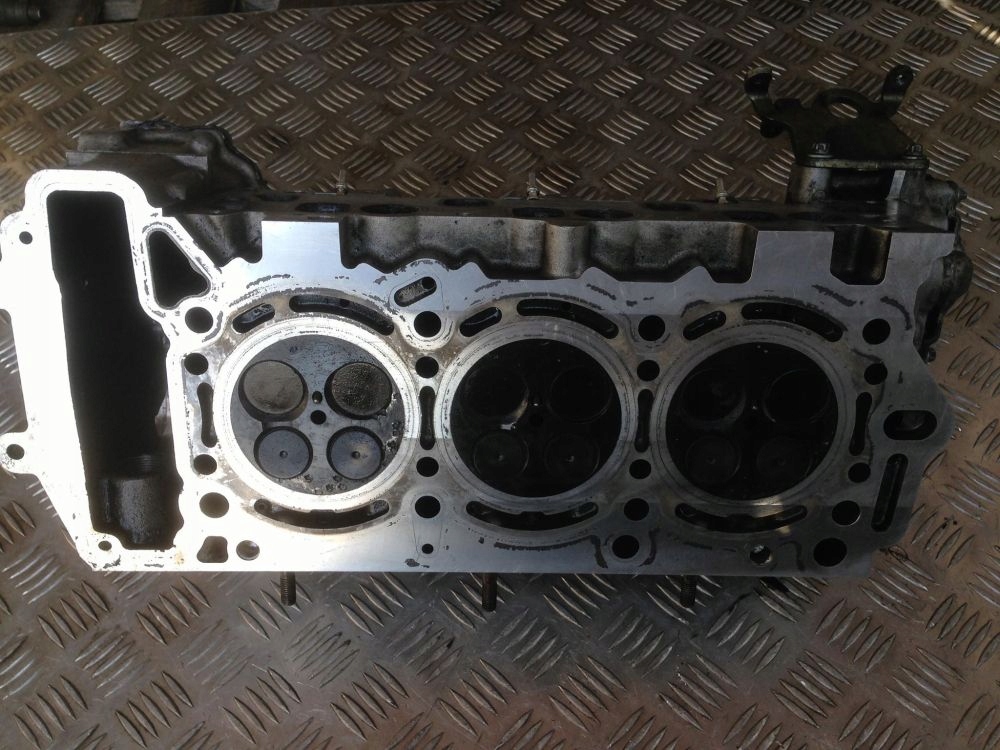 фото №4, Mercedes w221 3.2 cdi головка вали