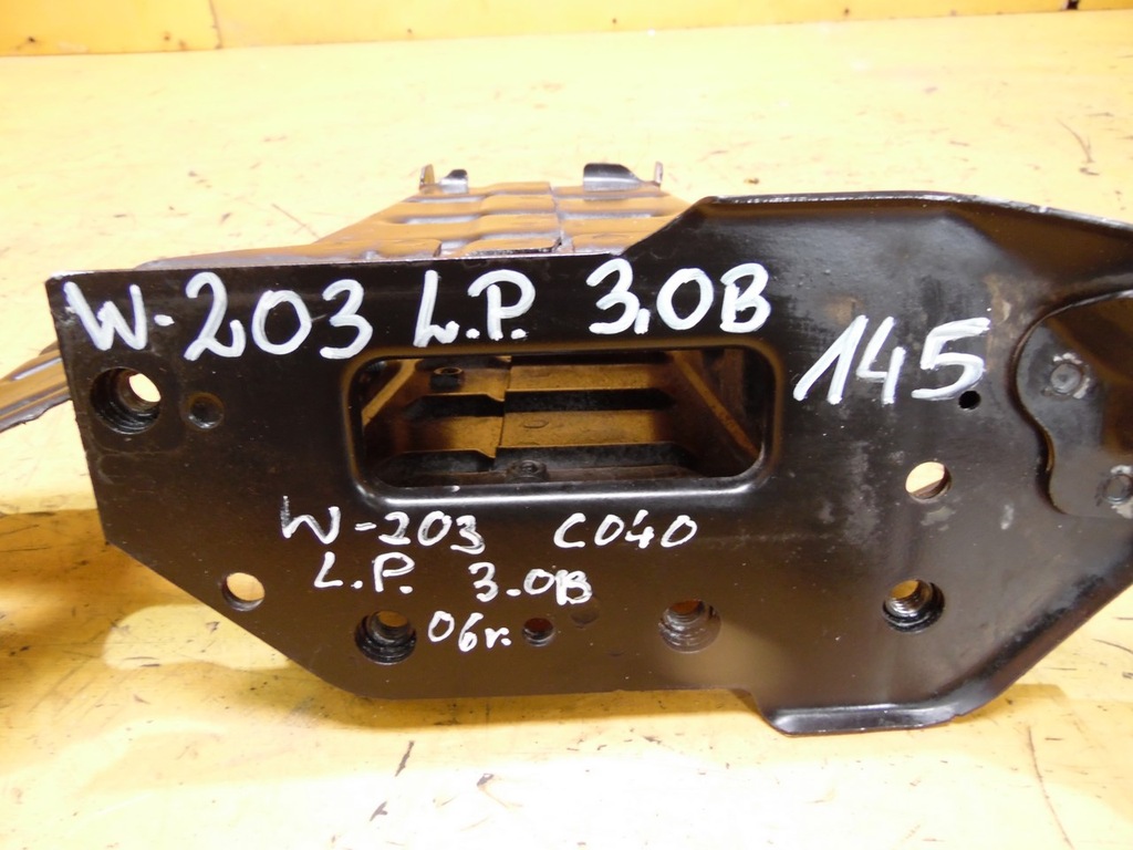 фото №8, Відбійник бампера лівий перед 3.0b c040 mercedes w203