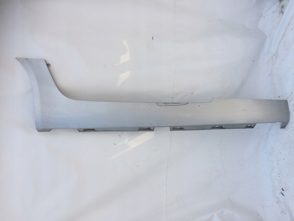 Купити Mercedes gt amg a190 правий поріг накладка 190 w190