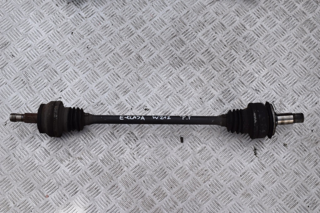 фото №1, Привідний вал правий задня e-klasa w212