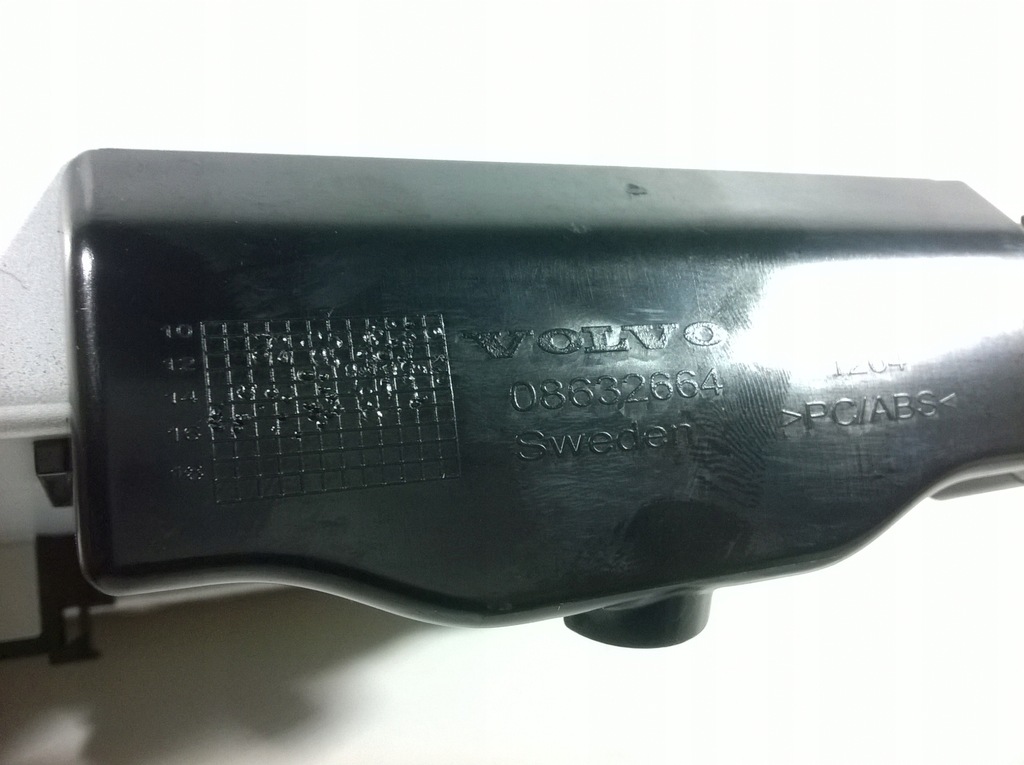 фото №16, Volvo v40 16r монитор дисплей 31438296