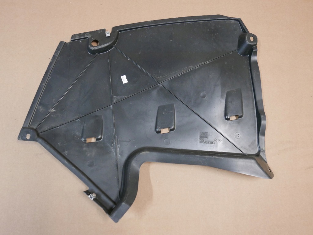 Купить Audi a4 8w b9 накладка подвеска левая 8w0825219