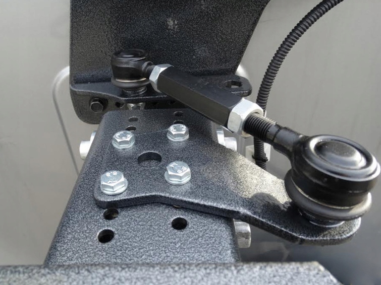 фото №7, Nissan patrol y61 кронштейн кронштейн колеса запасного