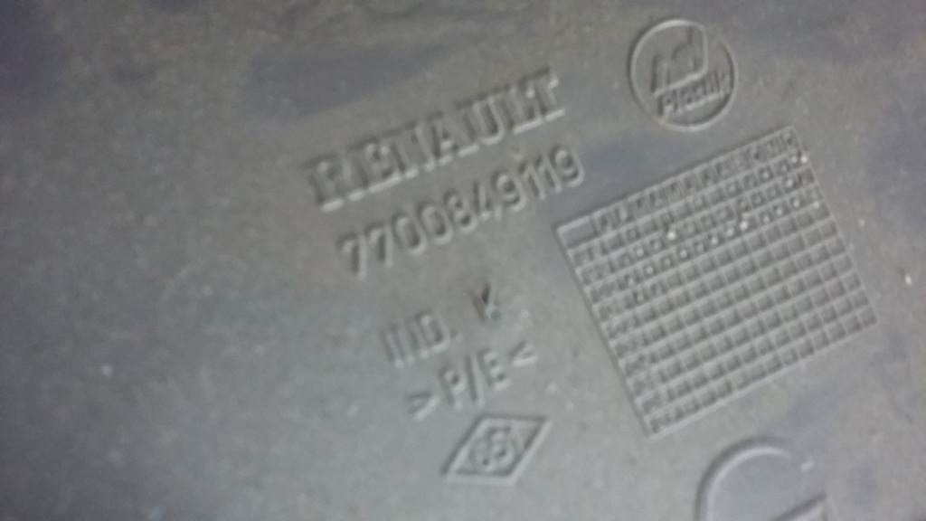 фото №3, Защита стойка задняя обшивка ремни renault clio ii 5d