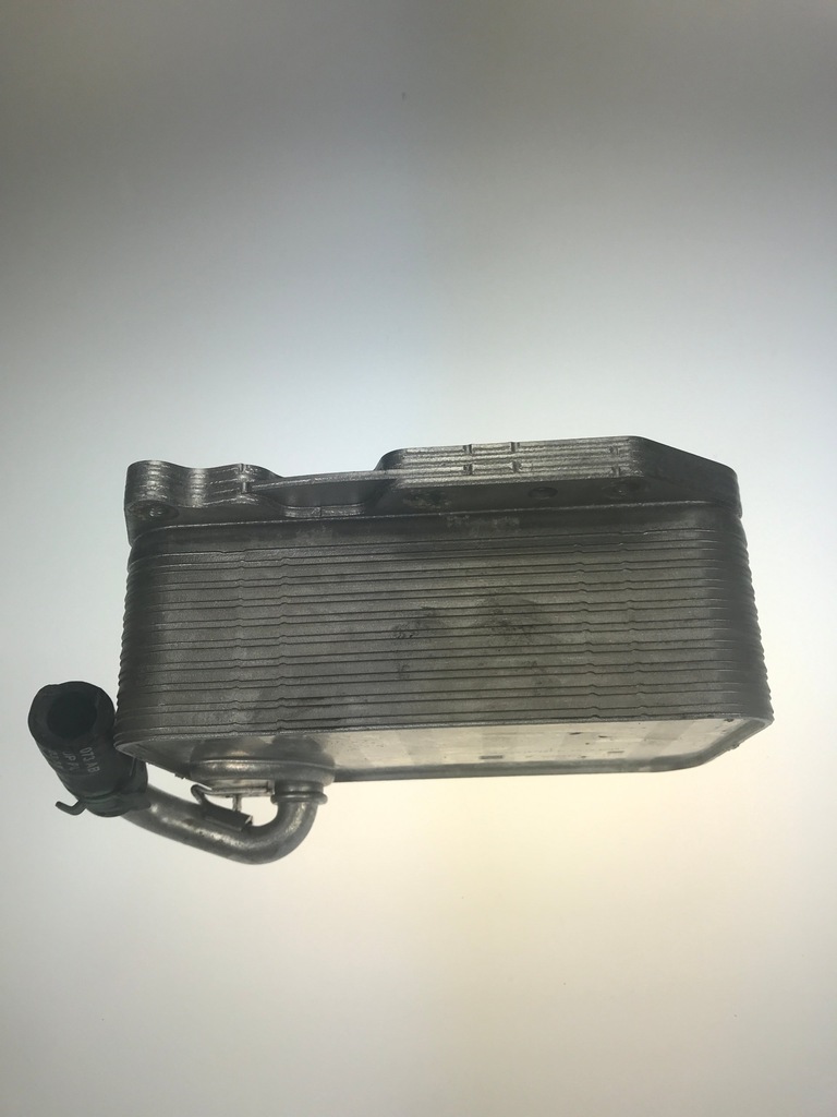 фото №4, Audi a5 8w q7 3.0tdi радиатор масла 059117015k