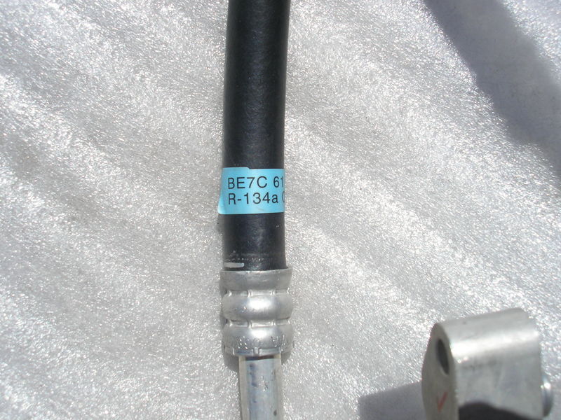 фото №8, Nowe оригинальные провода кондиционера mazda 323