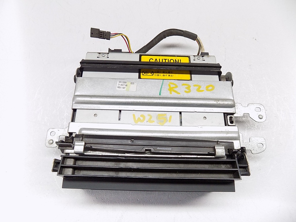 фото №2, Чейнджер cd - mercedes r-klasa w251