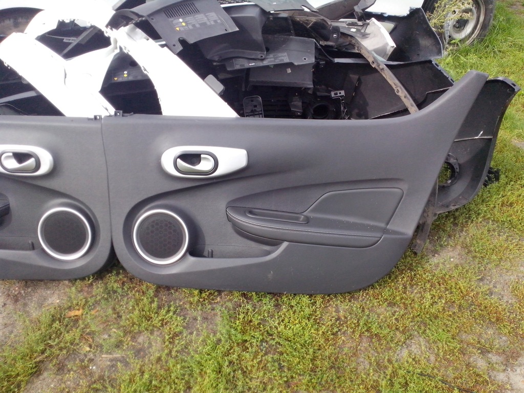 фото №1, Оббивка двері обшивка правий renault wind