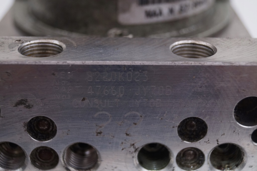 фото №8, Koleos i насос блок управления abs