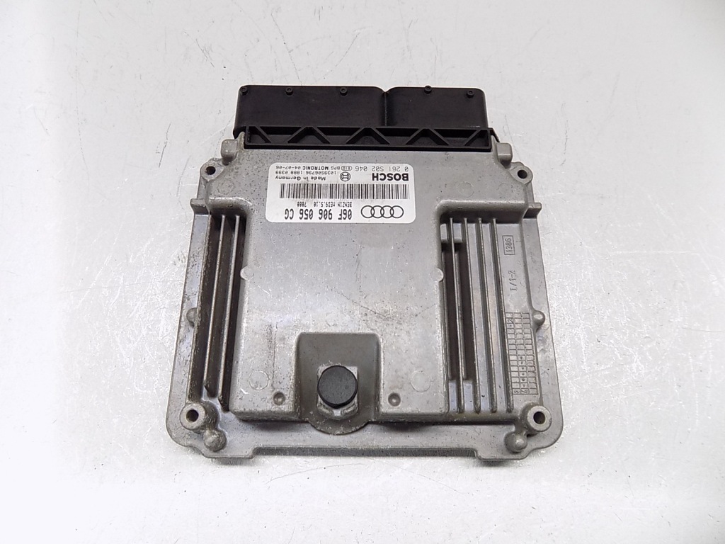 фото №1, Бортовий комп'ютер - audi a3 8p golf v 2.0 fsi 06f906056cg