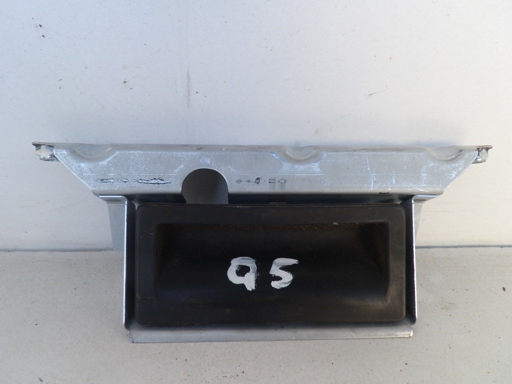 фото №1, Audi q5 8r0 ручка крышки багажника