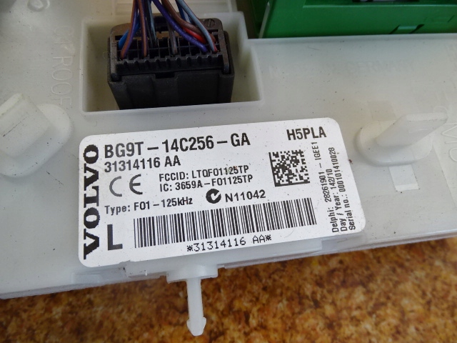 фото №4, Volvo xc 60 10r бортовой компьютер ключ замок зажигания 2,4d5