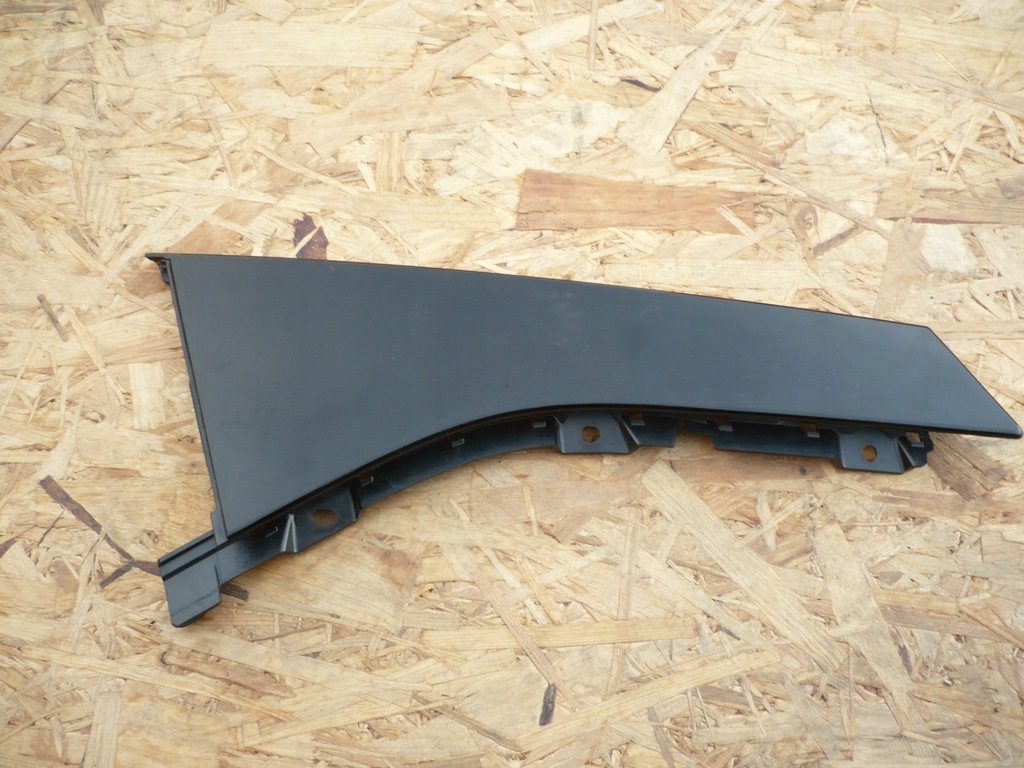 фото №1, Focus mk3 молдинг двері накладка блок двигуна правий задня