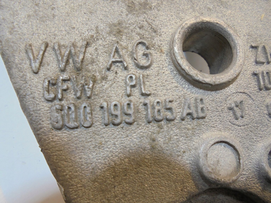 фото №4, Кронштейн подушка двигателя audi vw polo 9n 6q0199185ab